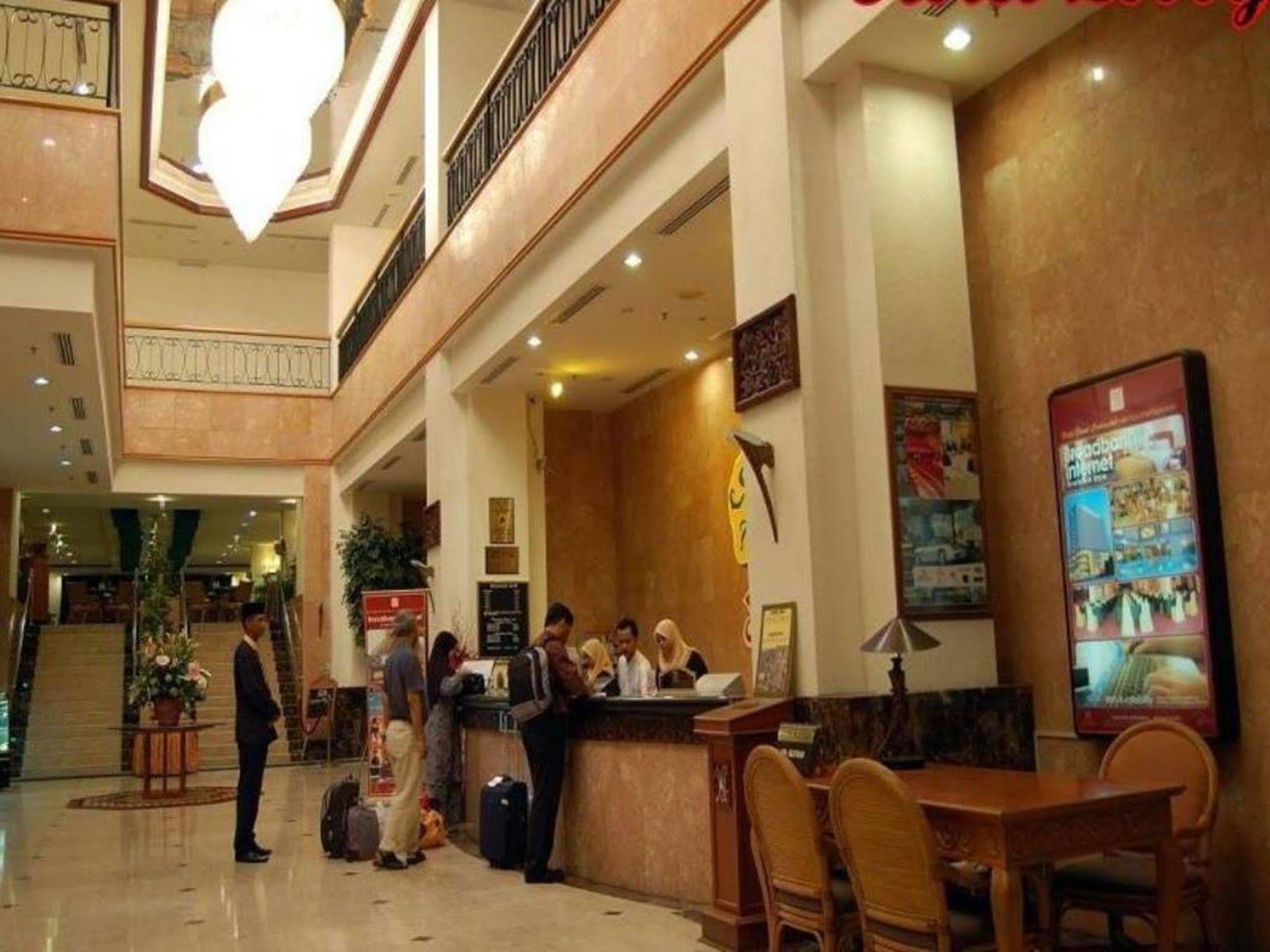 كُوالا تيرينغانو فندق غراند كونتيننتال كوالا تيرينغانو المظهر الخارجي الصورة